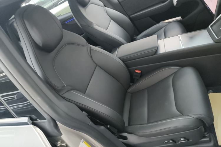 Used Tesla Model Y L 2025 Model Long-Range All-Wheel-Drive Version Right Front Seat