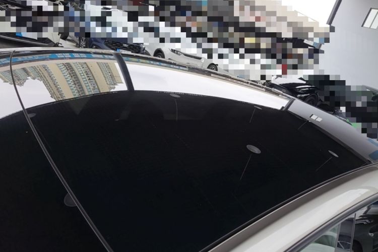 Used Tesla Model Y L 2025 Model Long-Range All-Wheel-Drive Version Roof