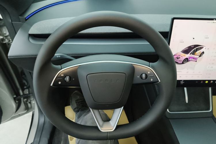 Used Tesla Model Y L 2025 Model Long-Range All-Wheel-Drive Version Steering Wheel
