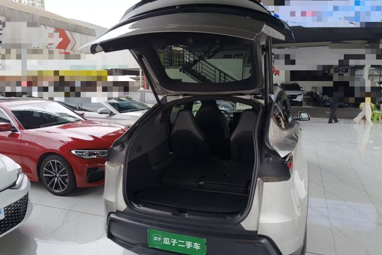 Used Tesla Model Y L 2025 Model Long-Range All-Wheel-Drive Version Trunk