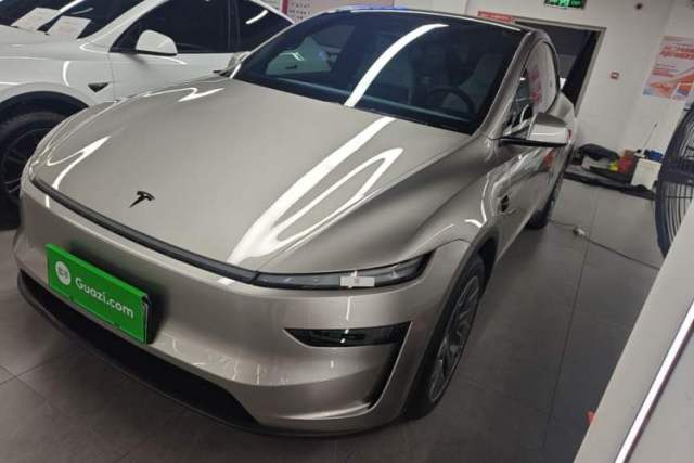 Used Tesla Model Y L 2025 Model Long-Range All-Wheel-Drive Version