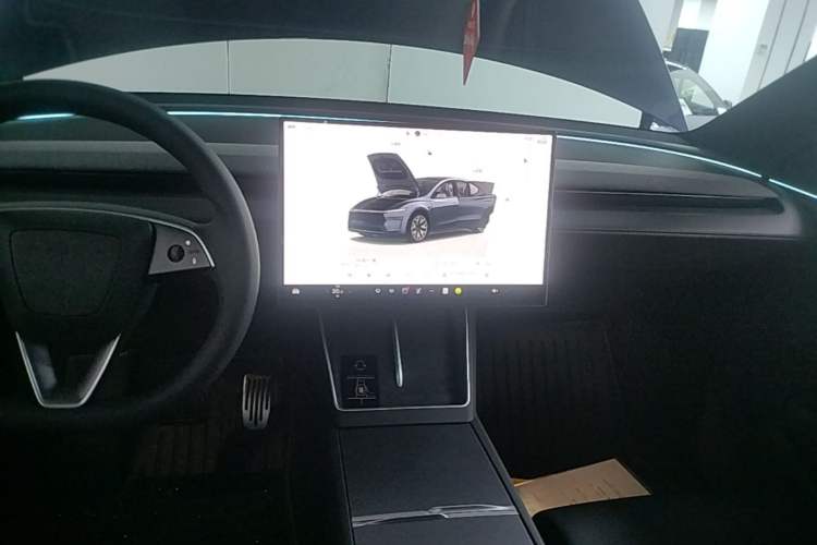 Used Tesla Model Y L 2025 Model Long-Range All-Wheel-Drive Version Audio And AC Panel