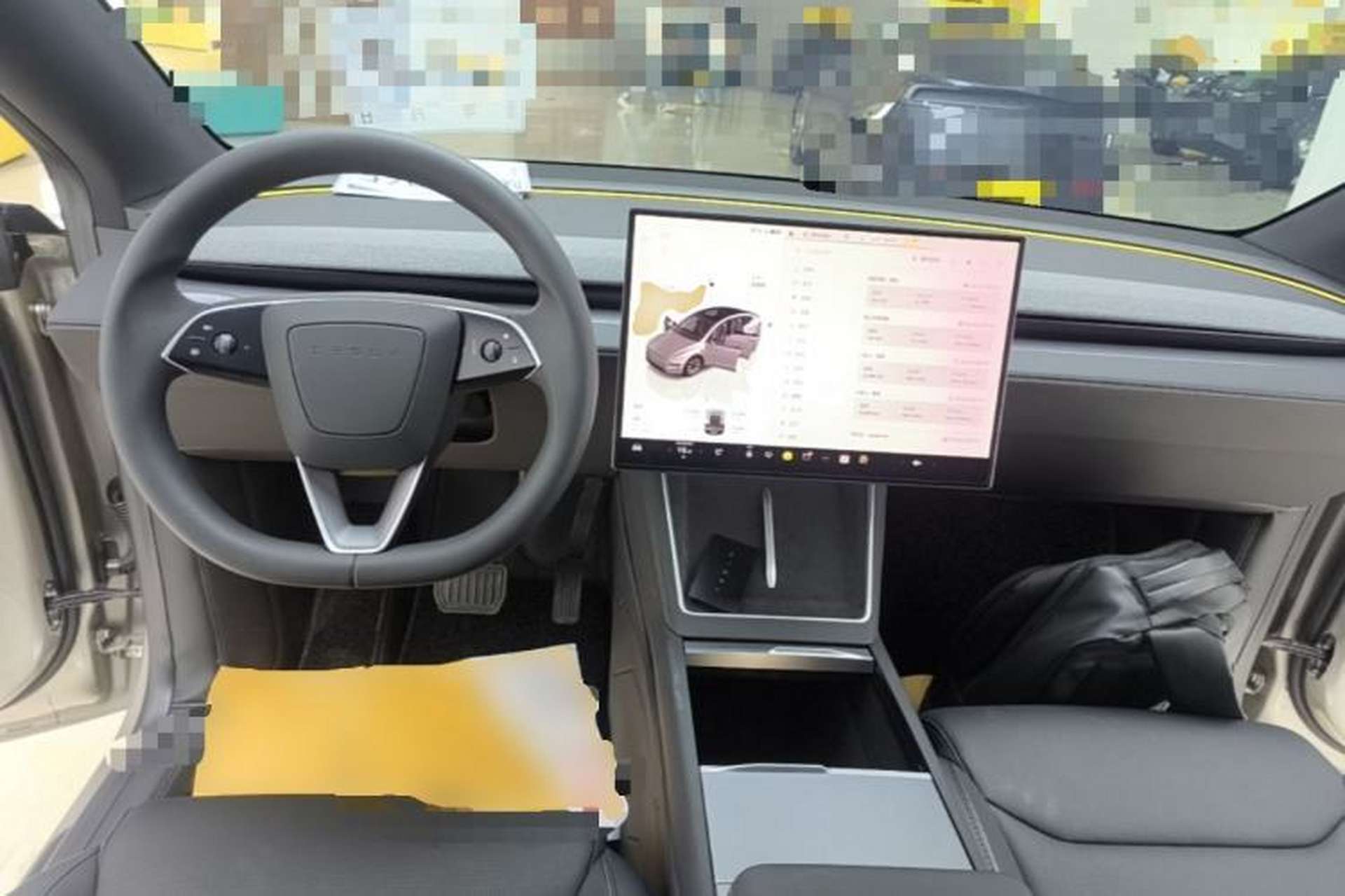 Used Tesla Model Y L 2025 Model Long-Range All-Wheel-Drive Version Center Console