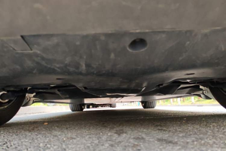 Used Tesla Model Y L 2025 Model Long-Range All-Wheel-Drive Version Chassis Rear