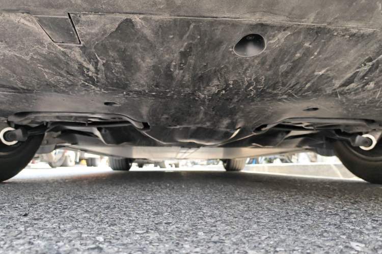 Used Tesla Model Y L 2025 Model Long-Range All-Wheel-Drive Version Chassis Rear