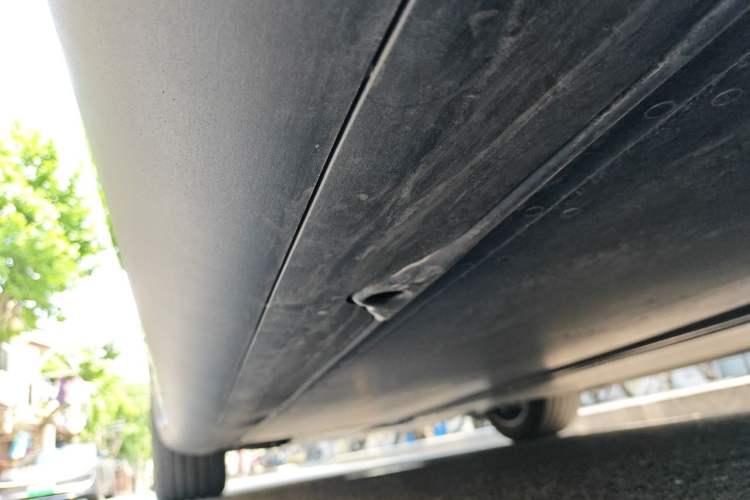 Used Tesla Model Y L 2025 Model Long-Range All-Wheel-Drive Version Chassis Rear Left