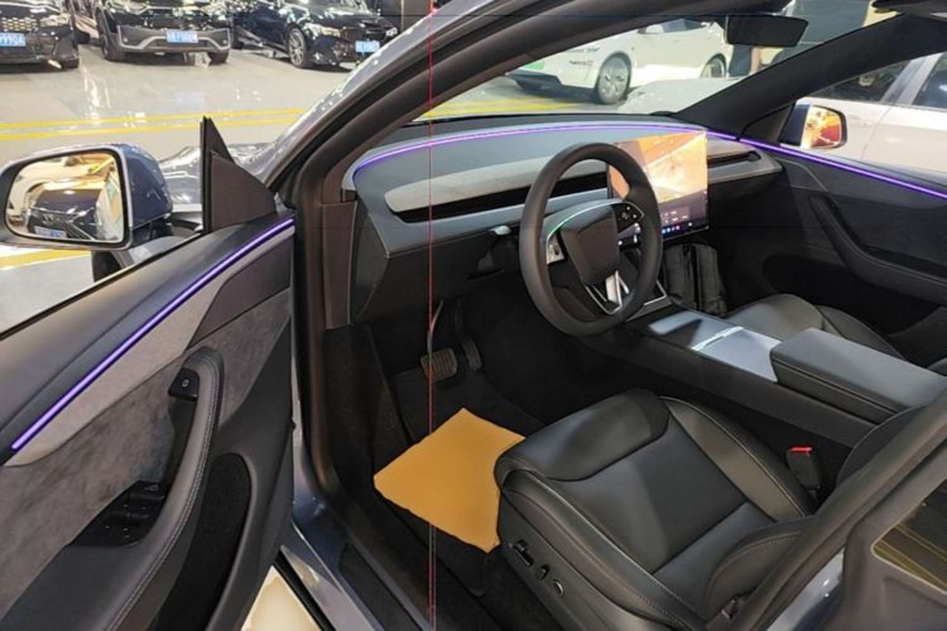 Used Tesla Model Y L 2025 Model Long-Range All-Wheel-Drive Version Driver Seat
