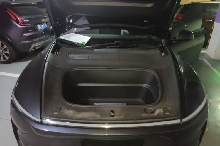 Used Tesla Model Y L 2025 Model Long-Range All-Wheel-Drive Version Engine Bay