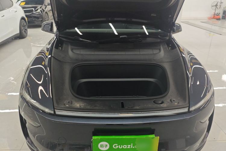 Used Tesla Model Y L 2025 Model Long-Range All-Wheel-Drive Version Engine Bay