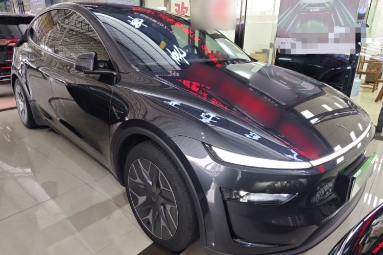 Used Tesla Model Y L 2025 Model Long-Range All-Wheel-Drive Version Exterior 1