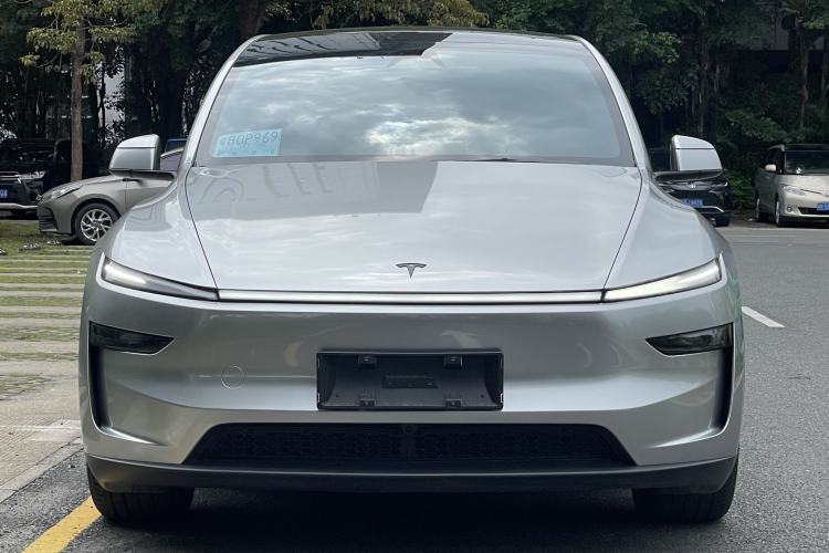 Used Tesla Model Y L 2025 Model Long-Range All-Wheel-Drive Version Exterior 1