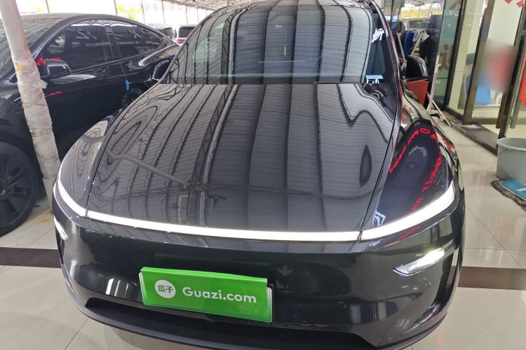 Used Tesla Model Y L 2025 Model Long-Range All-Wheel-Drive Version Front