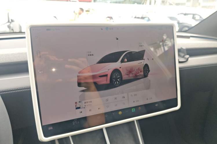 Used Tesla Model Y L 2025 Model Long-Range All-Wheel-Drive Version Instrument Cluster