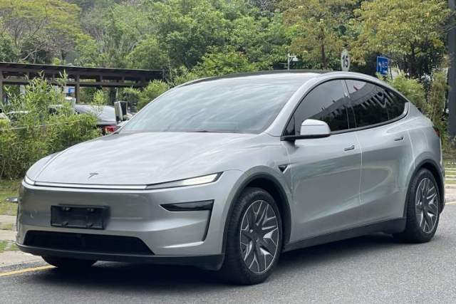 Used Tesla Model Y L 2025 Model Long-Range All-Wheel-Drive Version