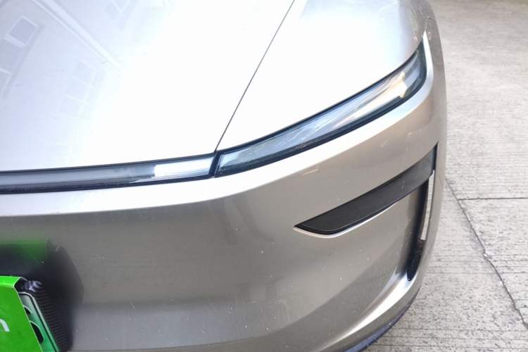Used Tesla Model Y L 2025 Model Long-Range All-Wheel-Drive Version Left Front Headlight