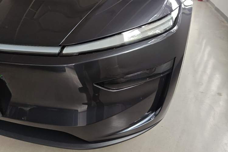 Used Tesla Model Y L 2025 Model Long-Range All-Wheel-Drive Version Left Front Headlight