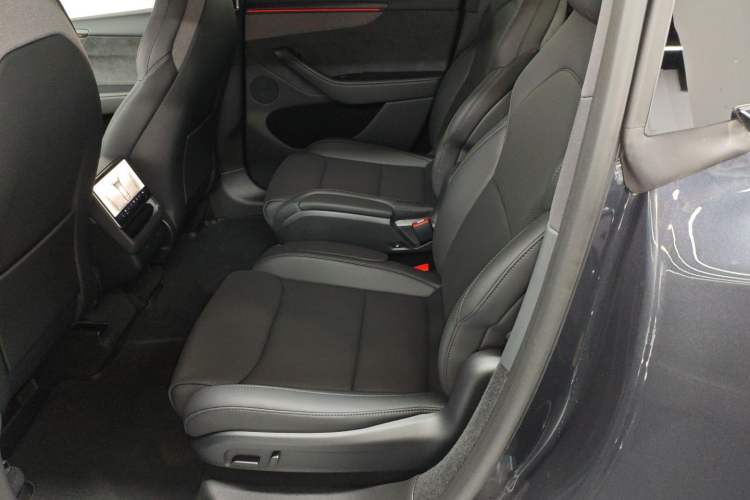 Used Tesla Model Y L 2025 Model Long-Range All-Wheel-Drive Version Left Rear Seat
