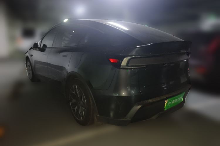 Used Tesla Model Y L 2025 Model Long-Range All-Wheel-Drive Version Rear Left 45 Deg