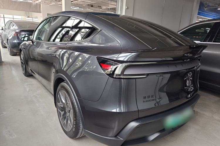 Used Tesla Model Y L 2025 Model Long-Range All-Wheel-Drive Version Rear Left 45 Deg
