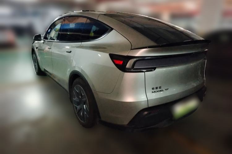 Used Tesla Model Y L 2025 Model Long-Range All-Wheel-Drive Version Rear Left 45 Deg