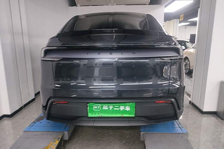 Used Tesla Model Y L 2025 Model Long-Range All-Wheel-Drive Version Rear