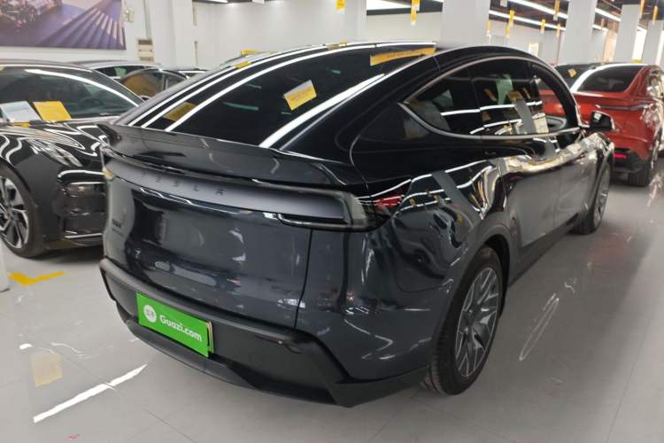 Used Tesla Model Y L 2025 Model Long-Range All-Wheel-Drive Version Rear Right 45 Deg