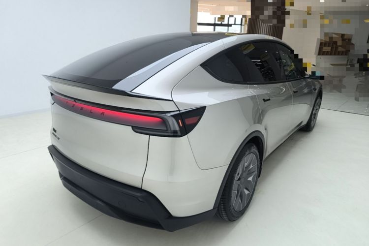 Used Tesla Model Y L 2025 Model Long-Range All-Wheel-Drive Version Rear Right 45 Deg
