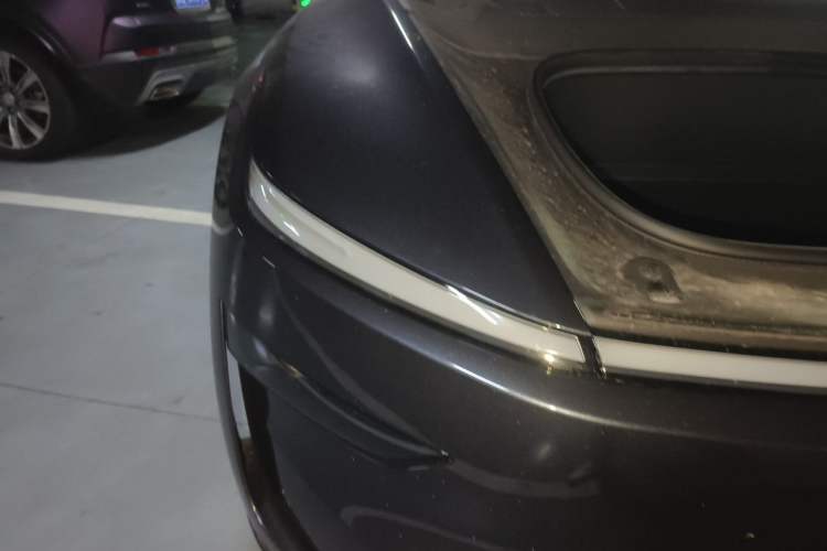 Used Tesla Model Y L 2025 Model Long-Range All-Wheel-Drive Version Right Front Headlight