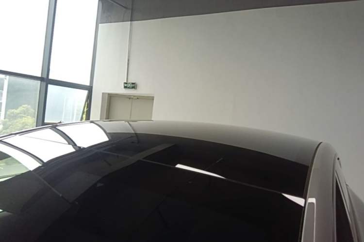 Used Tesla Model Y L 2025 Model Long-Range All-Wheel-Drive Version Roof