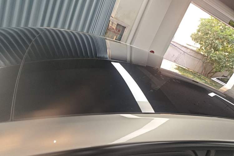 Used Tesla Model Y L 2025 Model Long-Range All-Wheel-Drive Version Roof