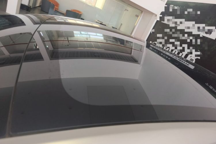 Used Tesla Model Y L 2025 Model Long-Range All-Wheel-Drive Version Roof