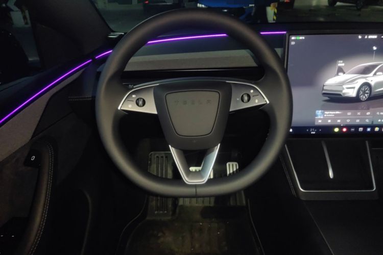 Used Tesla Model Y L 2025 Model Long-Range All-Wheel-Drive Version Steering Wheel
