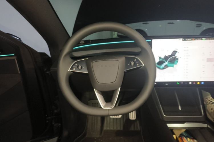 Used Tesla Model Y L 2025 Model Long-Range All-Wheel-Drive Version Steering Wheel