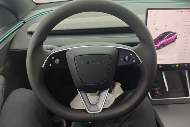 Used Tesla Model Y L 2025 Model Long-Range All-Wheel-Drive Version Steering Wheel