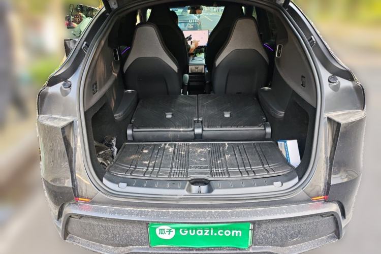 Used Tesla Model Y L 2025 Model Long-Range All-Wheel-Drive Version Trunk