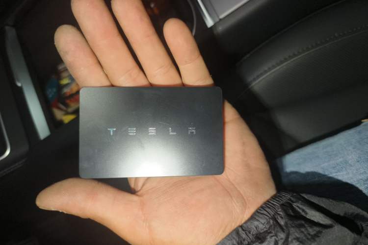 Used Tesla Model Y L 2025 Model Long-Range All-Wheel-Drive Version Vehicle Key