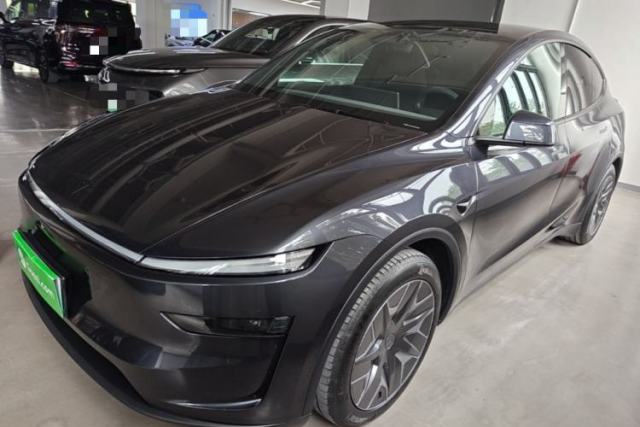 Used Tesla Model Y L 2025 Model Long-Range All-Wheel-Drive Version