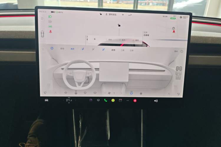 Used Tesla Model Y L 2025 Model Long-Range All-Wheel-Drive Version Audio And AC Panel
