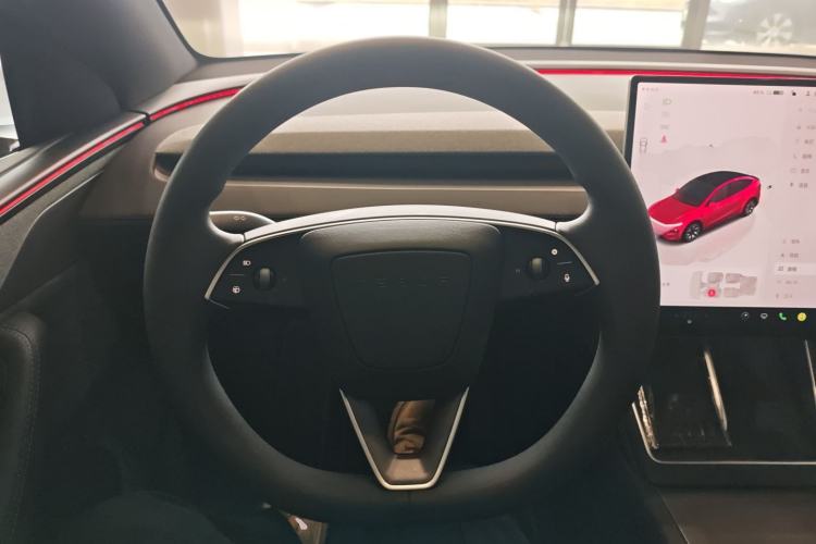 Used Tesla Model Y L 2025 Model Long-Range All-Wheel-Drive Version Steering Wheel