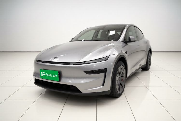 Tesla Model Y L 2025 Model Long-Range All-Wheel-Drive Version