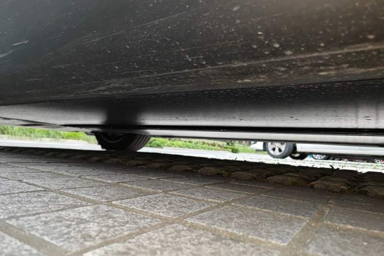 Used Tesla Model Y L 2025 Model Long-Range All-Wheel-Drive Version Chassis Front Left
