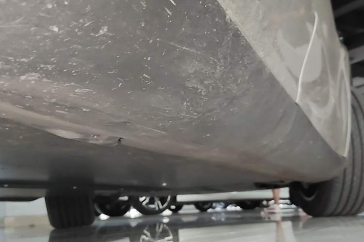 Used Tesla Model Y L 2025 Model Long-Range All-Wheel-Drive Version Chassis Rear Right