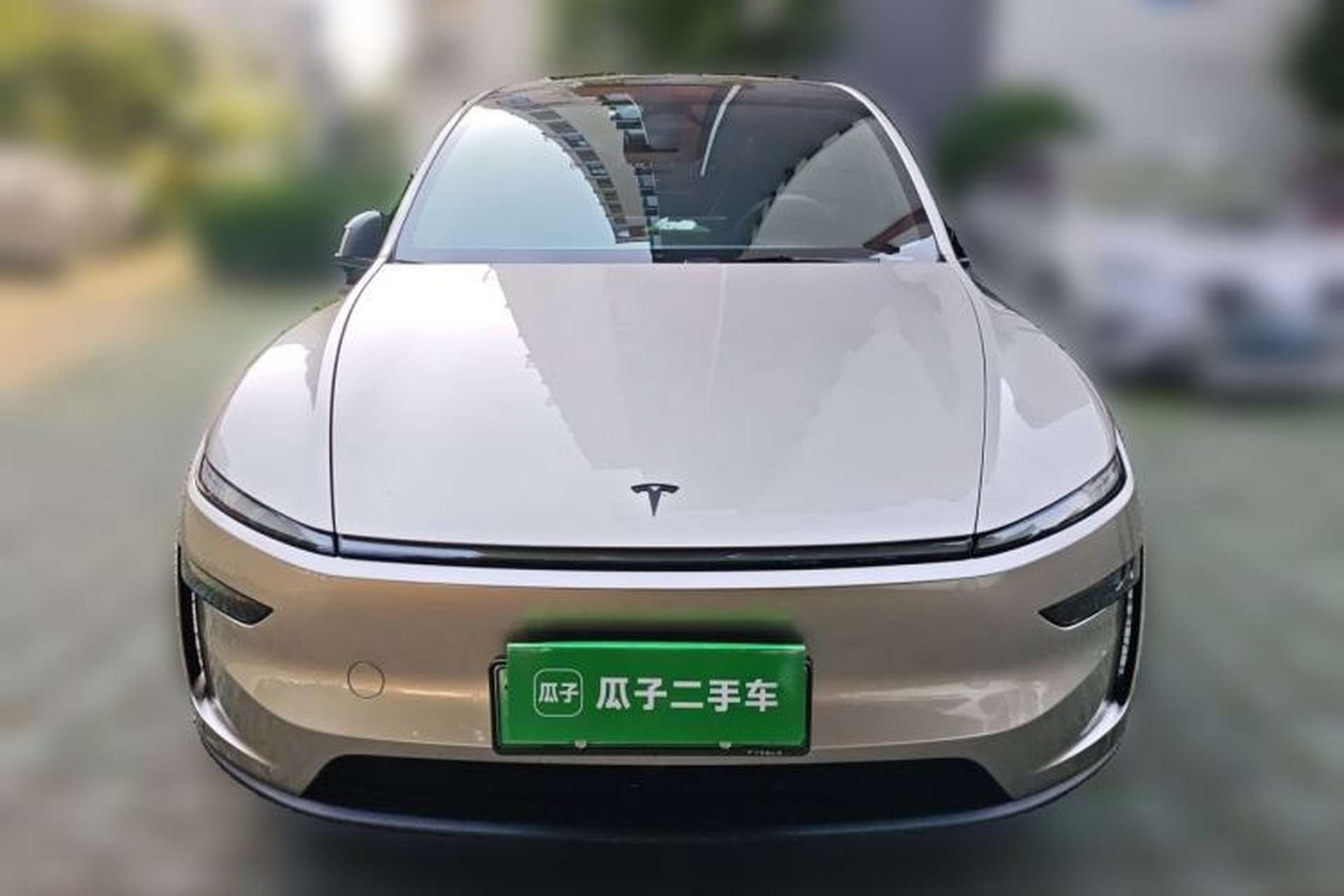 Used Tesla Model Y L 2025 Model Long-Range All-Wheel-Drive Version Front