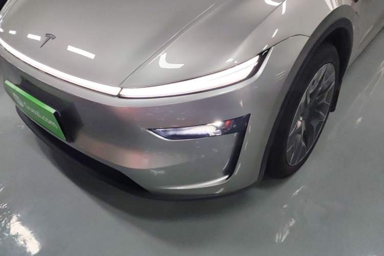 Used Tesla Model Y L 2025 Model Long-Range All-Wheel-Drive Version Left Front Headlight