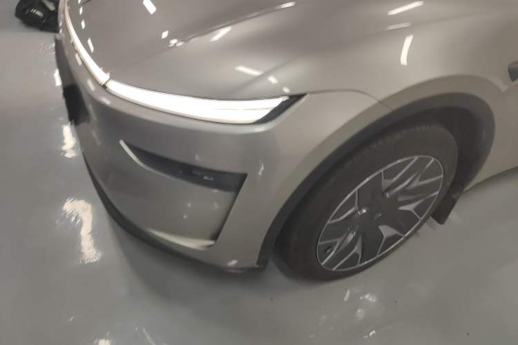 Used Tesla Model Y L 2025 Model Long-Range All-Wheel-Drive Version Left Front Headlight