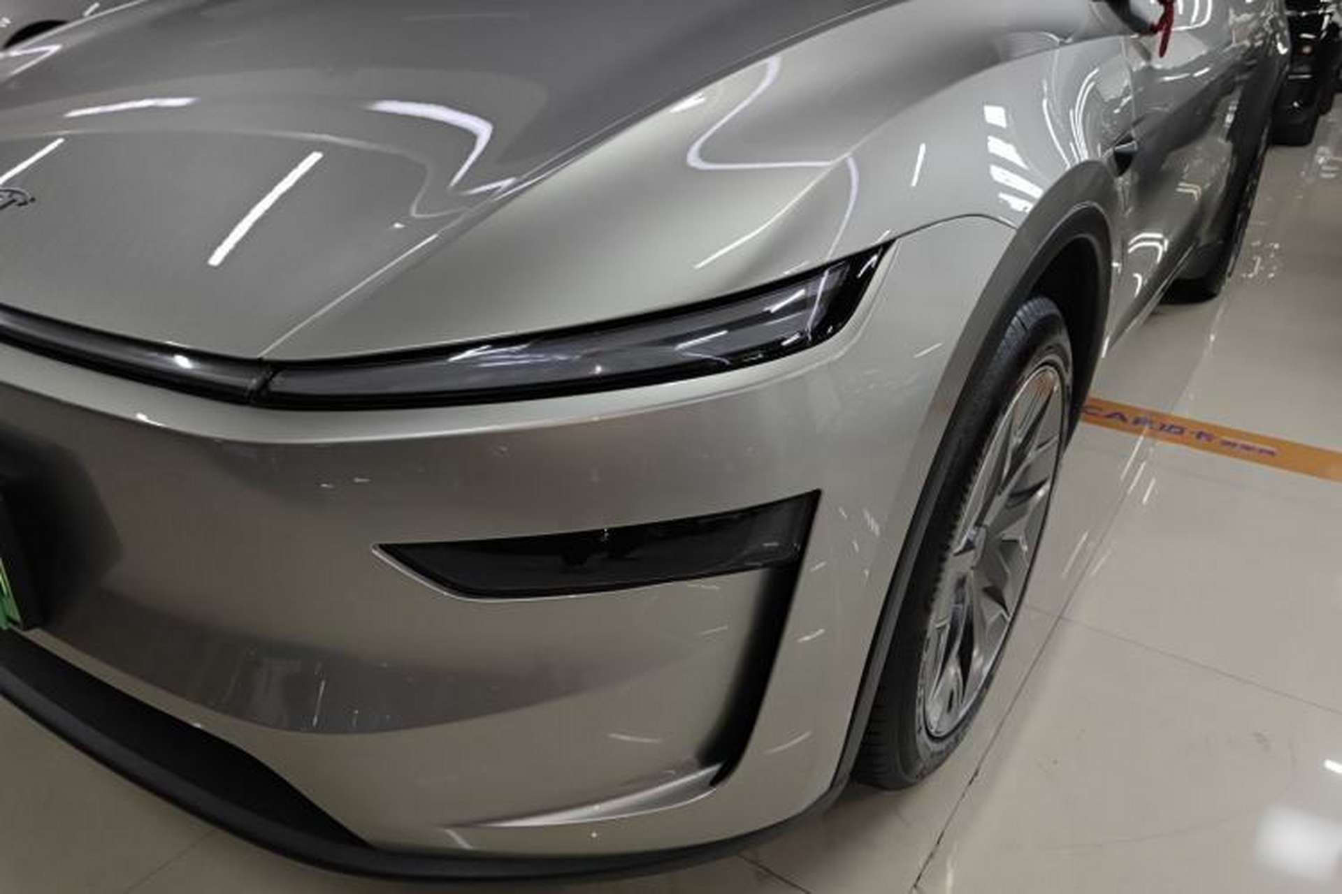 Used Tesla Model Y L 2025 Model Long-Range All-Wheel-Drive Version Left Front Headlight