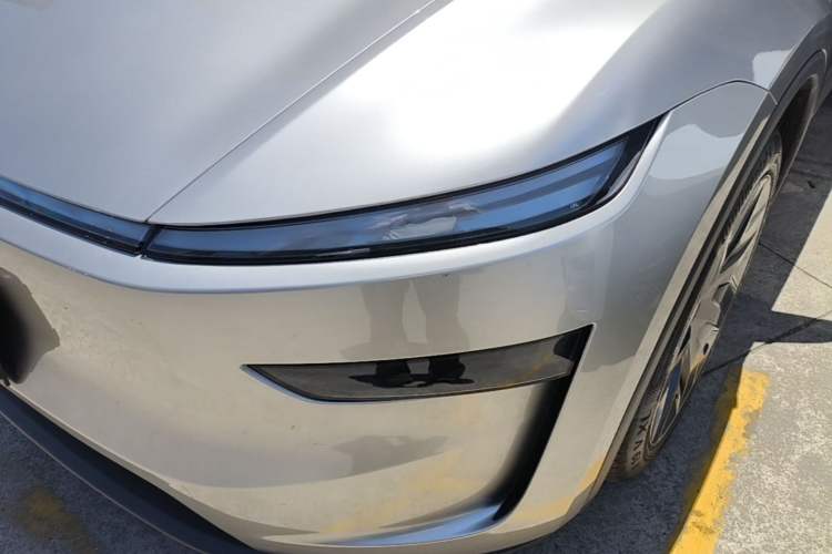 Used Tesla Model Y L 2025 Model Long-Range All-Wheel-Drive Version Left Front Headlight