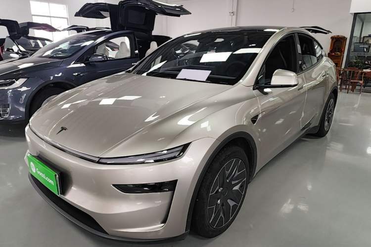 Used Tesla Model Y L 2025 Model Long-Range All-Wheel-Drive Version Guazi used car, China used car export, Used car for sale, Used  cars, Cheapest cars for sale