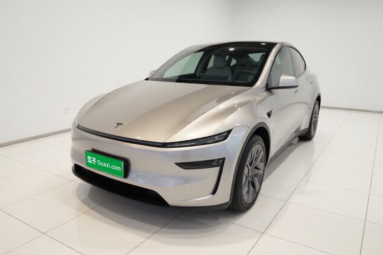 Tesla Model Y L 2025 Model Long-Range All-Wheel-Drive Version