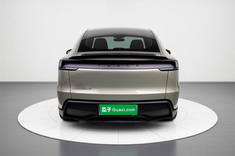 Used Tesla Model Y L 2025 Model Long-Range All-Wheel-Drive Version Rear